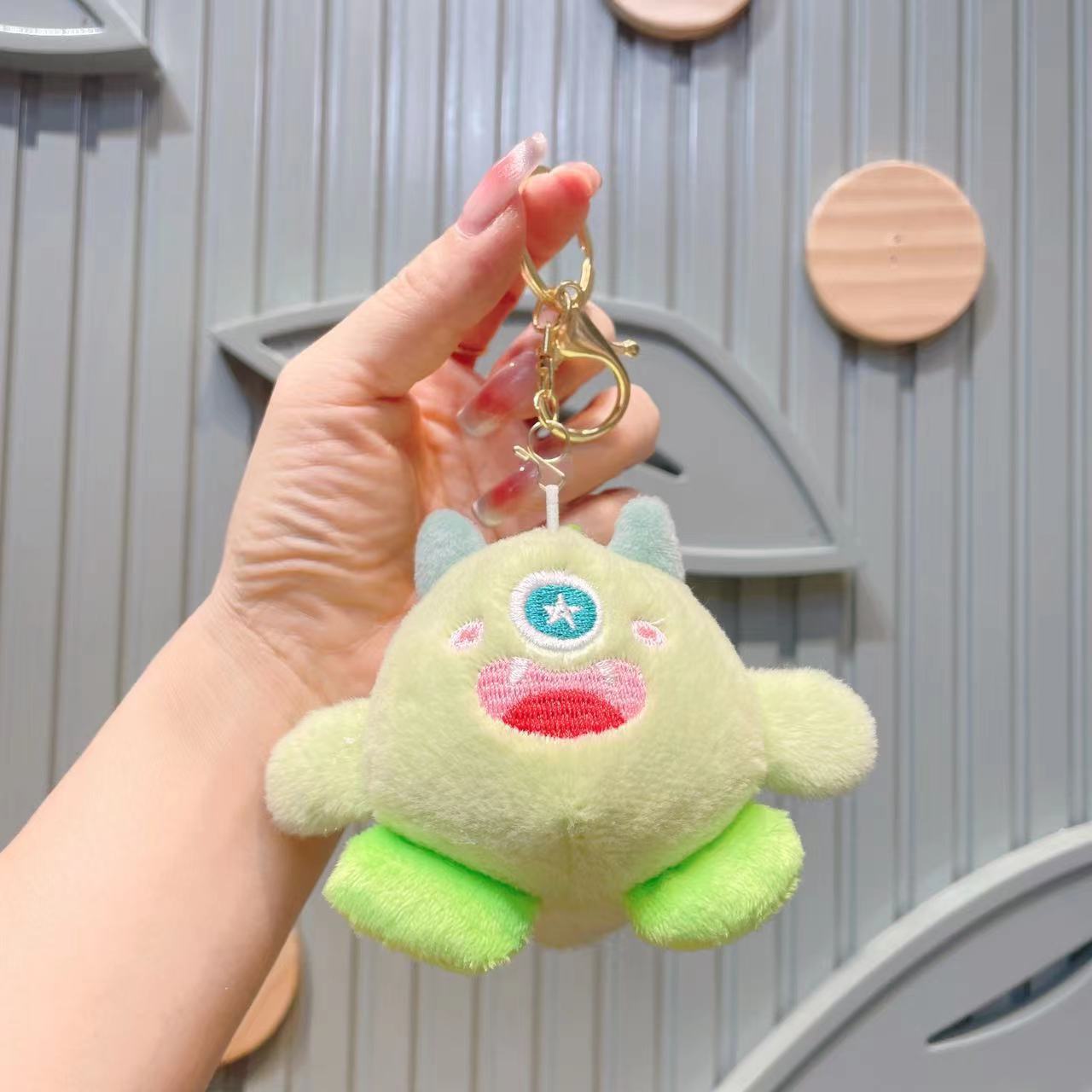 Gantungan Kunci Tas Boneka Karakter Monster Alien Lucu Ganci Keychain