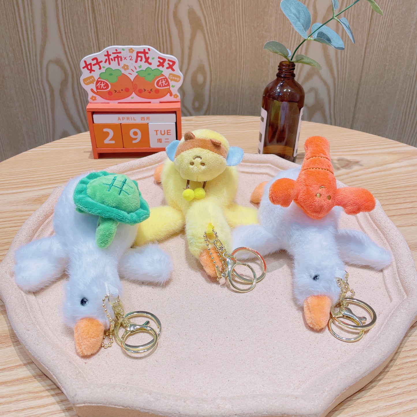 Gantungan Kunci Tas Boneka Karakter Bebek Plush Doll Keychain Lobster Turtle Bee Duck