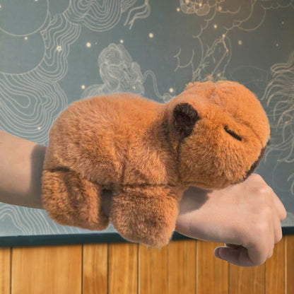 Boneka Capybara Lucu Lying Clingy Capybara Plush Slap Snap Band Wristband Doll Gelang Tangan