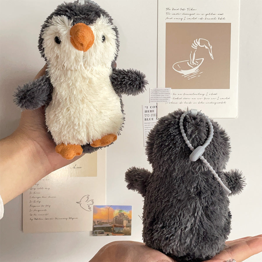 Gantungan Kunci Boneka Penguin Fluffy Lucu Gemas KCE9185