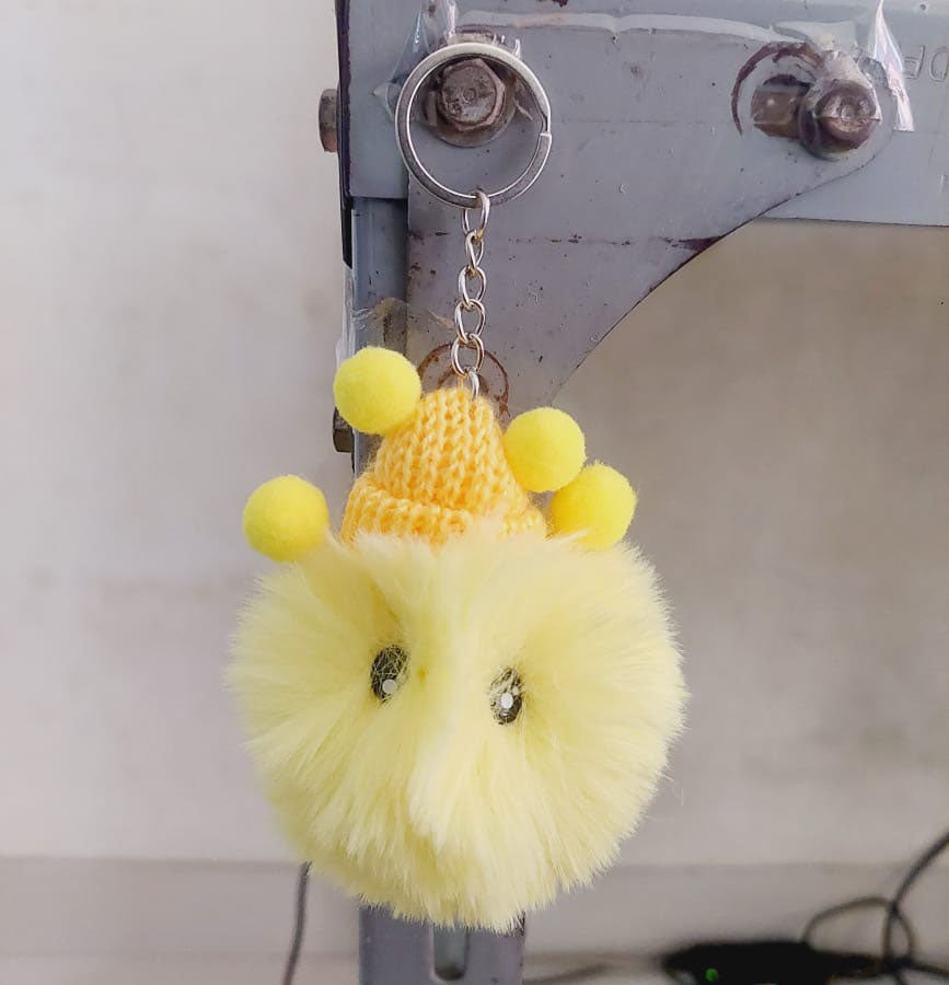 Gantungan Kunci Tas Fluffy Lucu Kurcaci Kacamata Pom Pom Bulu Topi Rajut Pluffy Bag Keychain MCE1628