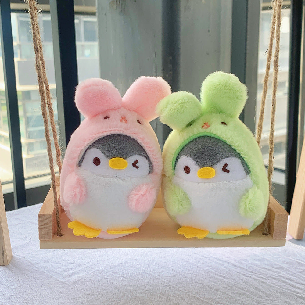 Gantungan Kunci Boneka Penguin Kostum Kelinci Lucu Bulu Halus