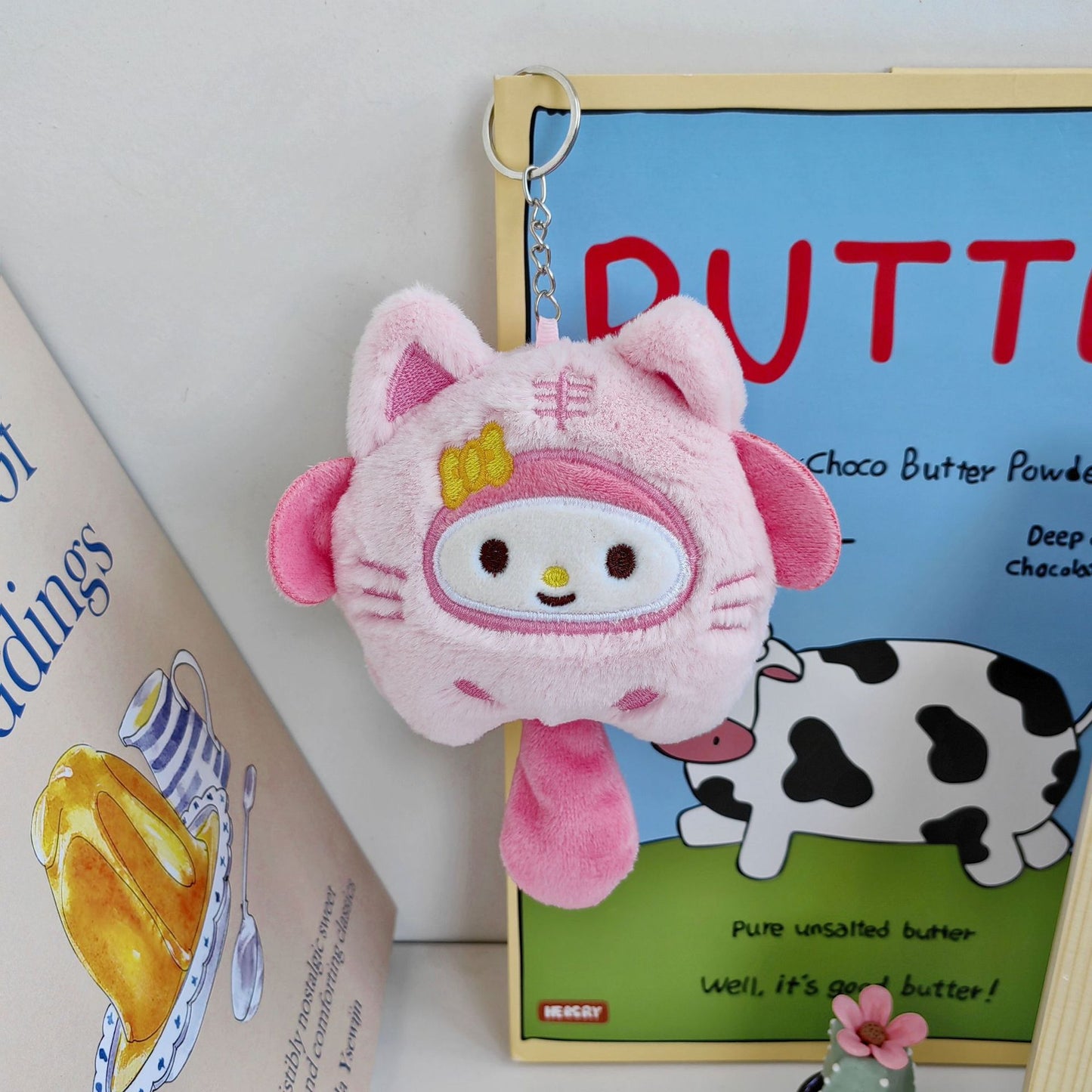 Gantungan Kunci Boneka Kitty Badtz-Maru Sanrio Kostum Kucing MCEW7417