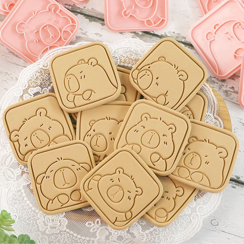 Set 8 Pcs Cookies Cutter Stamp Cetakan Kue Kering Press Tema Binatang Capybara Lucu