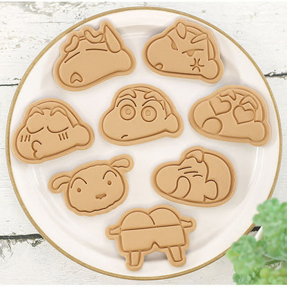 Set 8 Pcs Cookies Cutter Stamp Cetakan Kue Kering Press Tema Shin Chan