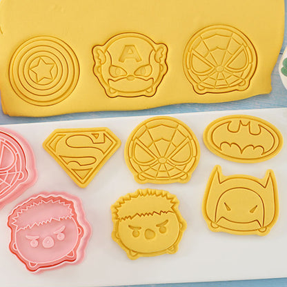 Set 8 Pcs Cookies Cutter Stamp Cetakan Kue Kering Press Tema Superhero