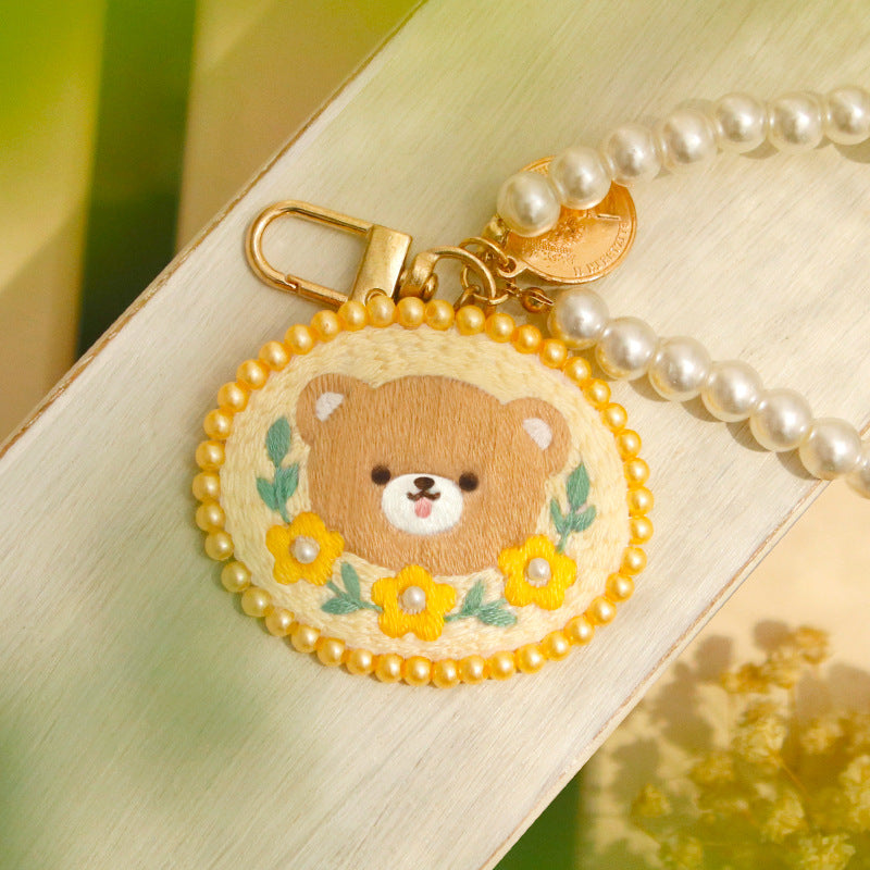 DIY Kit Embroidery Pendant Keychain Kerajinan Tangan Gantungan Kunci Bordir 2