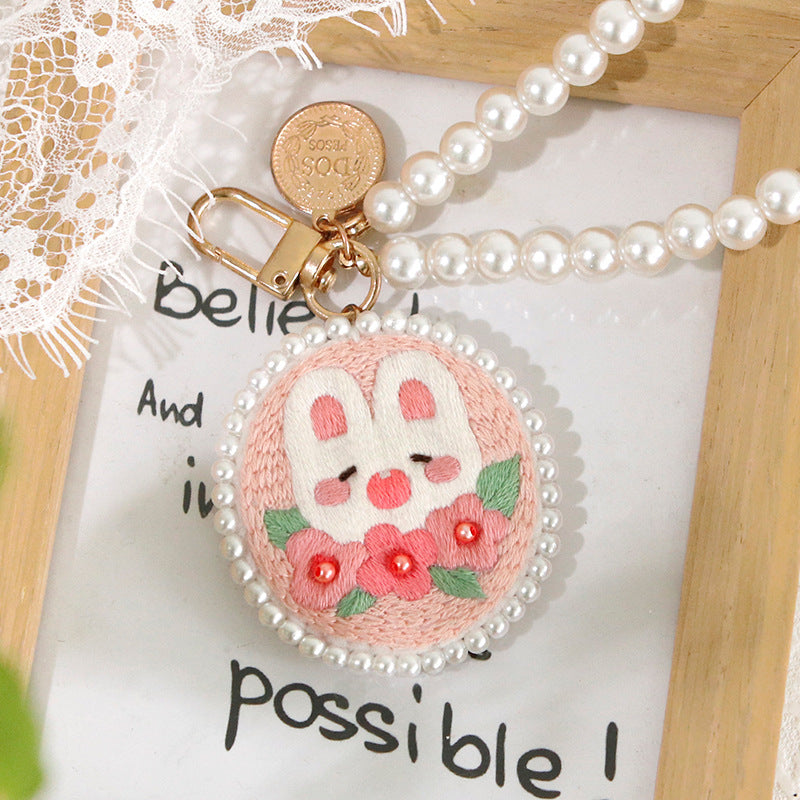 DIY Kit Embroidery Pendant Keychain Kerajinan Tangan Gantungan Kunci Bordir 2