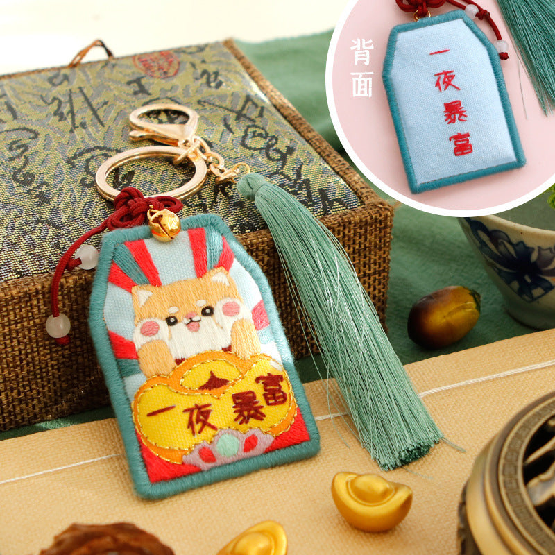 DIY Kit Embroidery Pendant Keychain Kerajinan Tangan Gantungan Kunci Bordir 4
