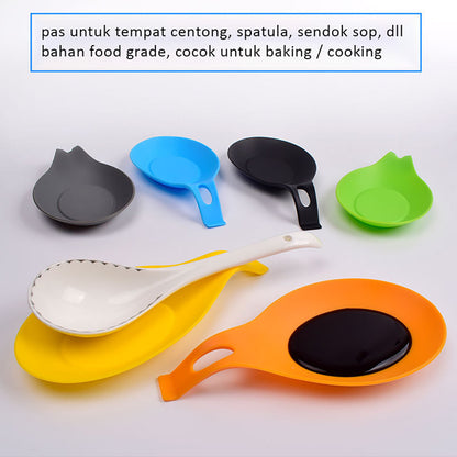 Alas Tatakan Alat Masak Sutil Centong Sodet Spatula Silikon Tahan Panas