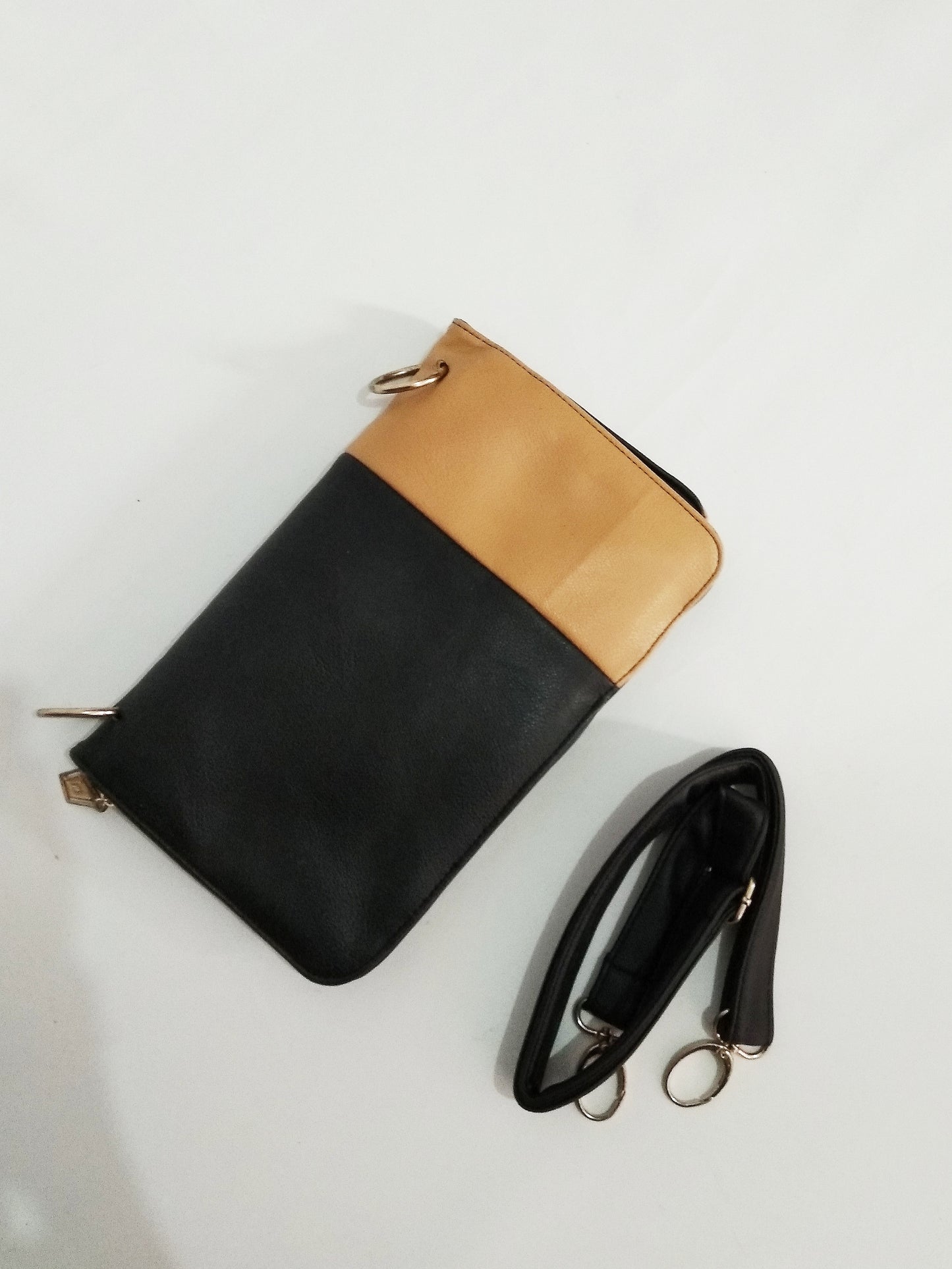 Shoulder Bag Cream Black