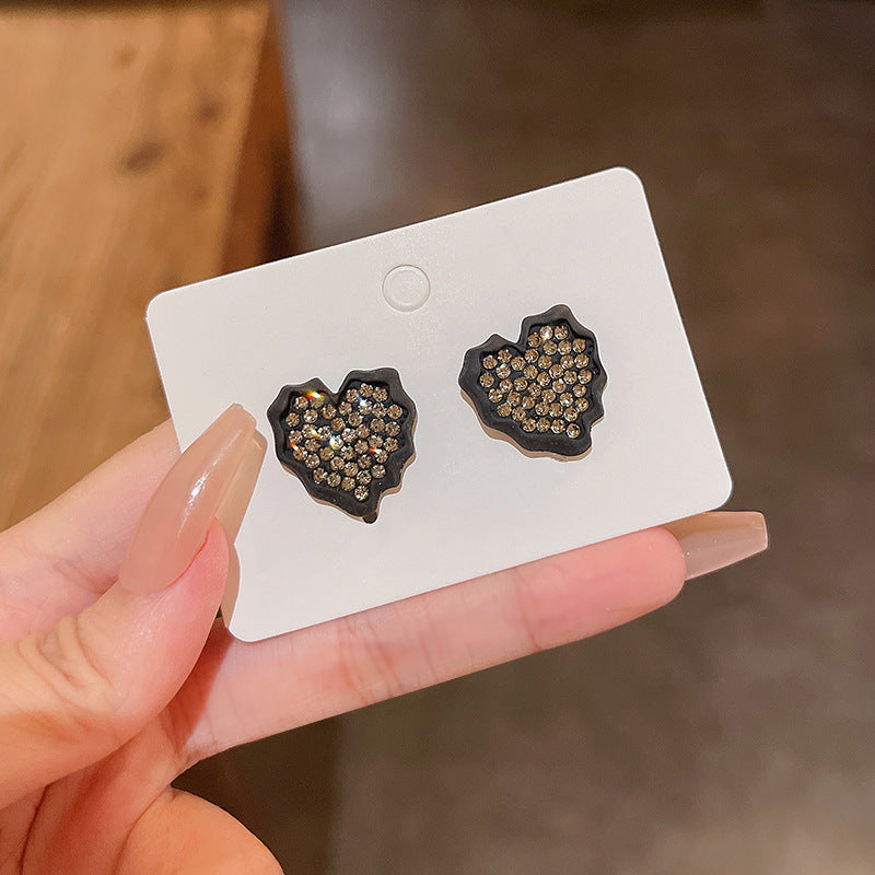 Earring Stud Black Full Diamond Heart XEA0553