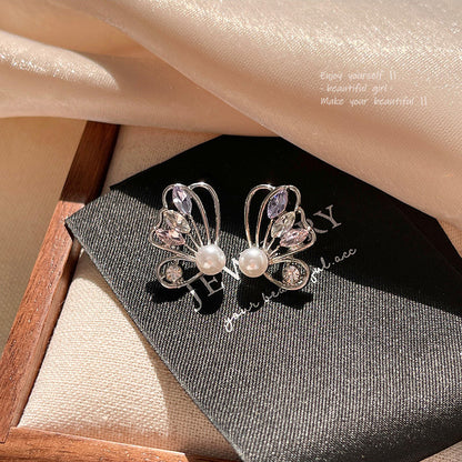 Earring Stud Exquisite Zircon Hollow Butterfly Pearl XEA0939
