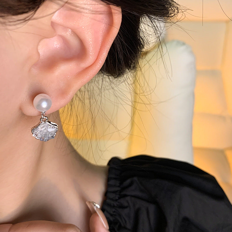 Earring Stud Pearl Small Fresh Gradient Color Broken Diamond XEA1643