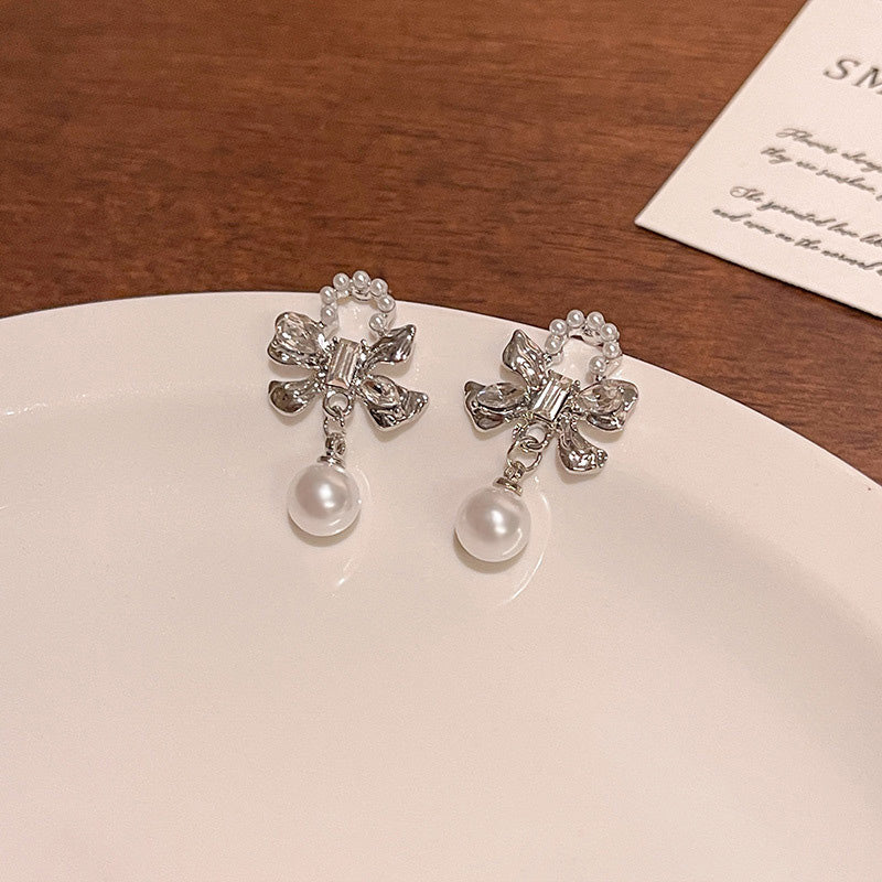Earring Stud Niche Diamond Bow Pearl XEA1649