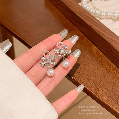 Earring Stud Niche Diamond Bow Pearl XEA1649