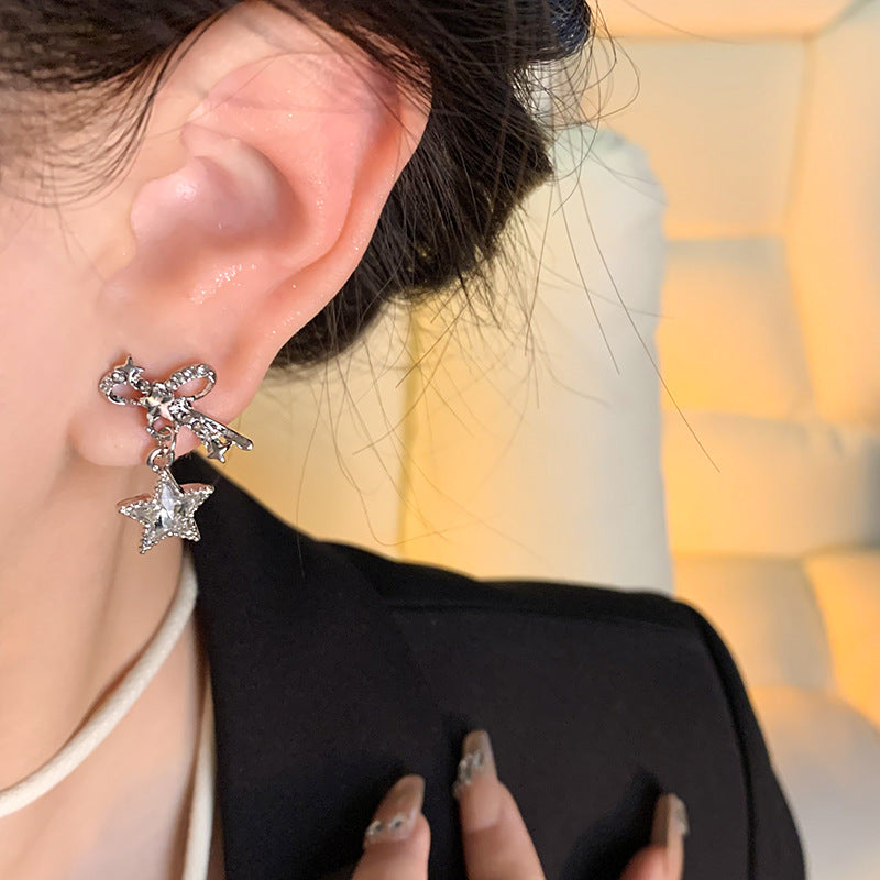 Earring Stud Bow Super Flash Diamond Star XEA1691