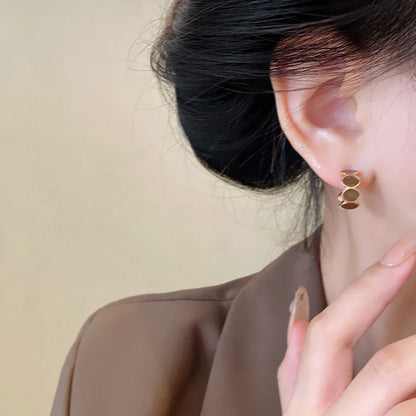 Earring Stud Retro Maillard Coffee Colored C Shaped XEA1975