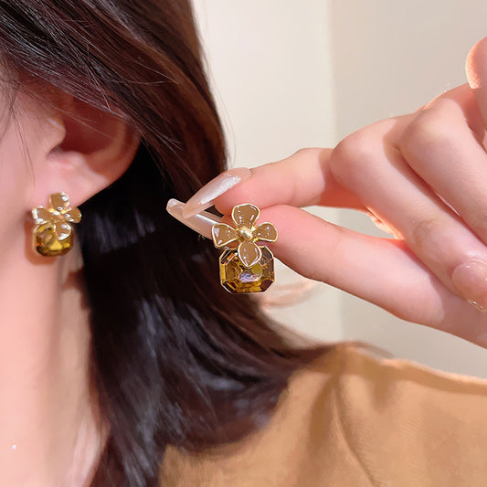 Earring Stud Champagne Zircon Flower XEA1981