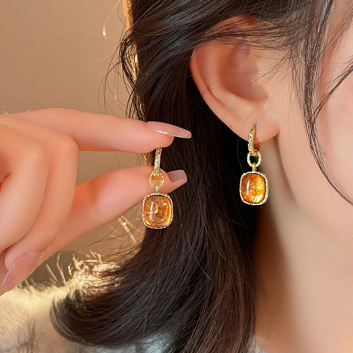 Earring Clip Drop Maillard Amber Halo Square XEA1982