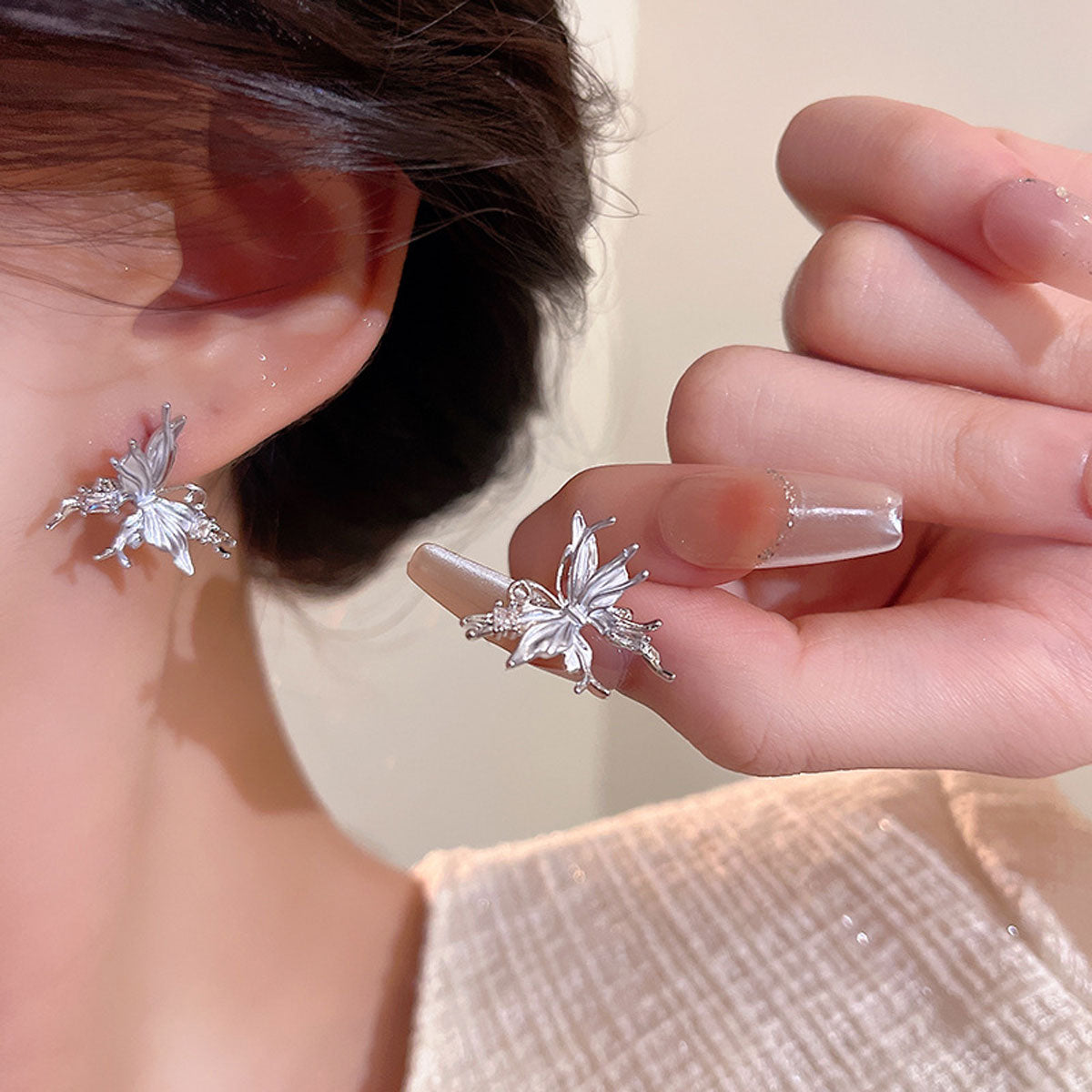 Earring Stud Popular Hollow Butterfly XEA2006