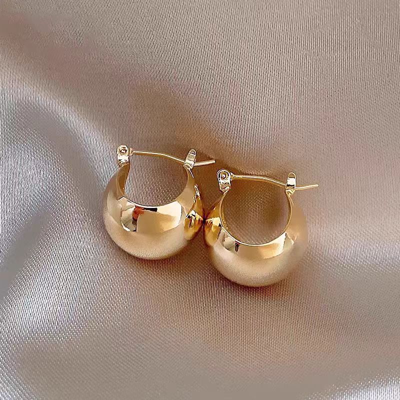 Earring Huggie Simple Glossy Ball XEA2034