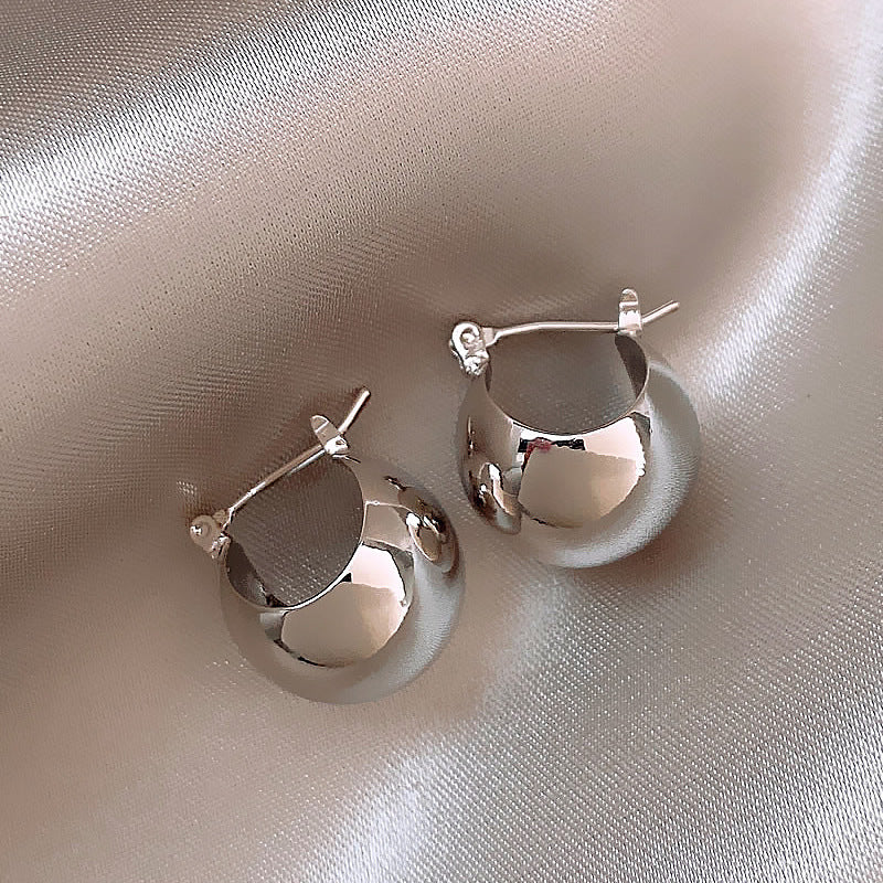 Earring Huggie Simple Glossy Ball XEA2034