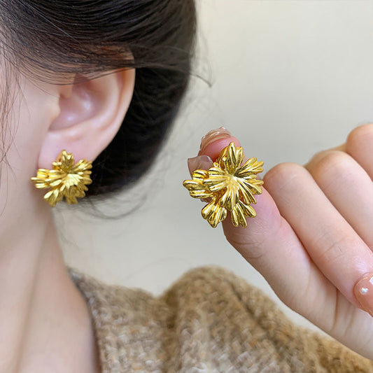 Earring Stud Retro Golden Flower XEA2043