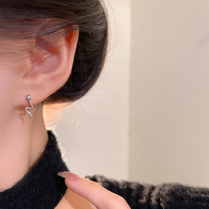 Earring Stud Simple Mini Small Snake Shaped XEA2129