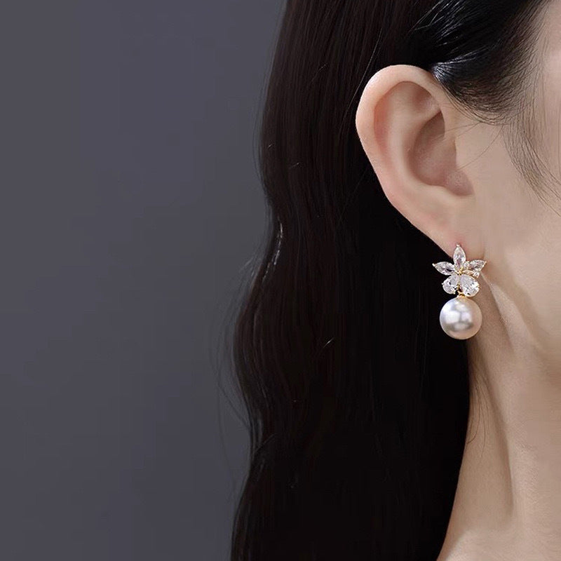Earring Stud Hot Style Zircon Flower XEA2230