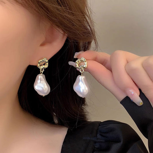Earring Stud Retro Baroque Shaped Pearl XEA2238