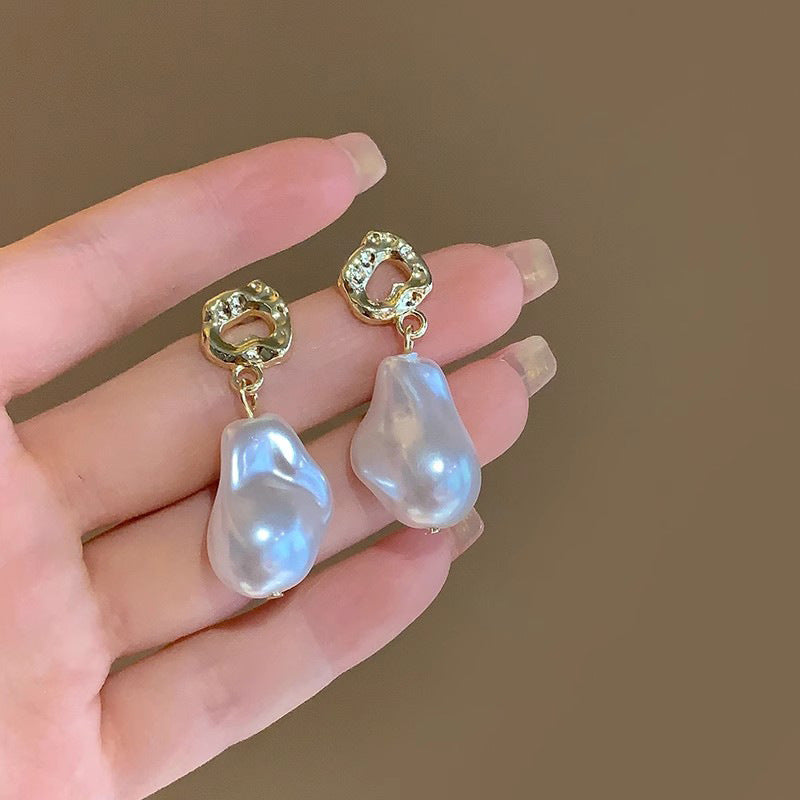 Earring Stud Retro Baroque Shaped Pearl XEA2238