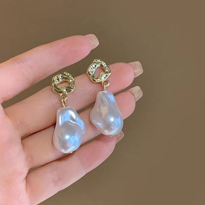 Earring Stud Retro Baroque Shaped Pearl XEA2238