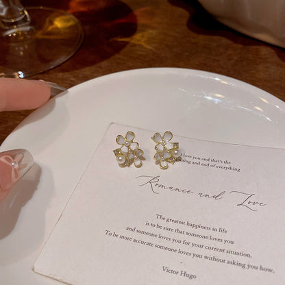 Earring Stud Forest Style Fresh and Versatile Camellia Pearl XEA2268