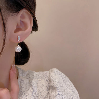 Earring Stud Niche Pearl XEE5724