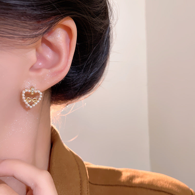 Earring Stud Love Heart Pearl Sweet Hollow Bow XEE5778