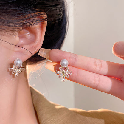 Earring Stud Super Flash Zircon Maple Leaf Pearl XEE6281