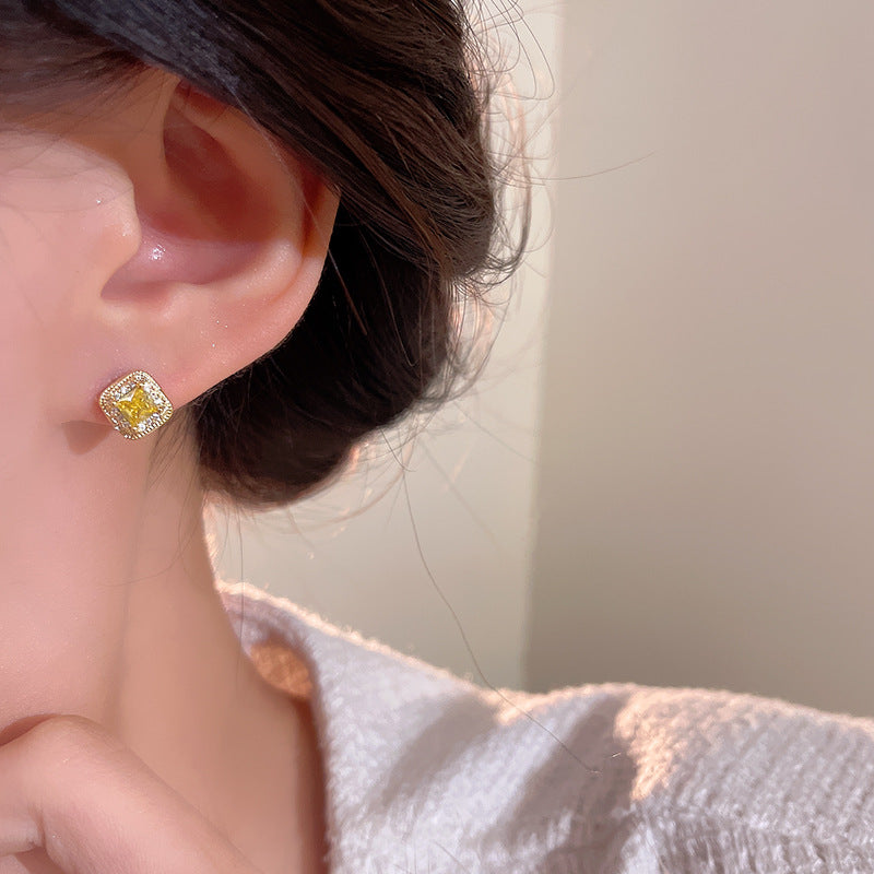 Earring Stud Niche High End Small Exquisite Zircon XEE6291