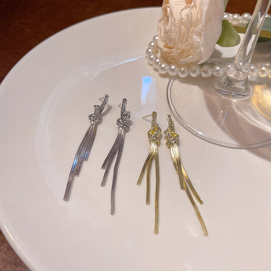 Earring Stud Long Unique Design Knot XLA2059