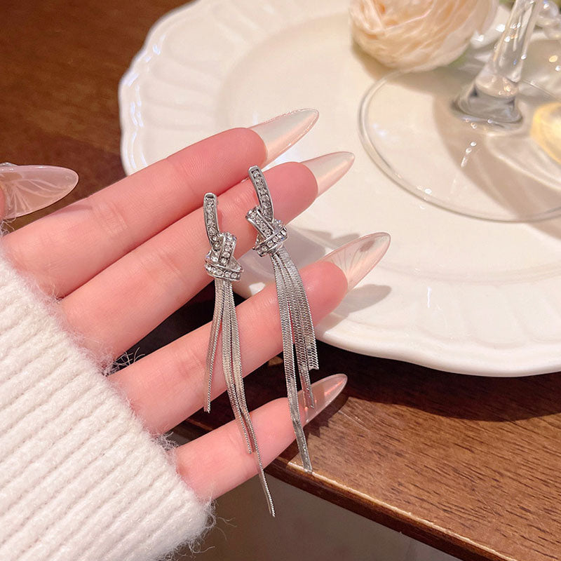 Earring Stud Long Unique Design Knot XLA2059