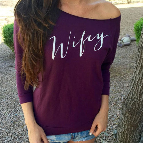 T-Shirt Wifey Long Sleeved Wide Neck