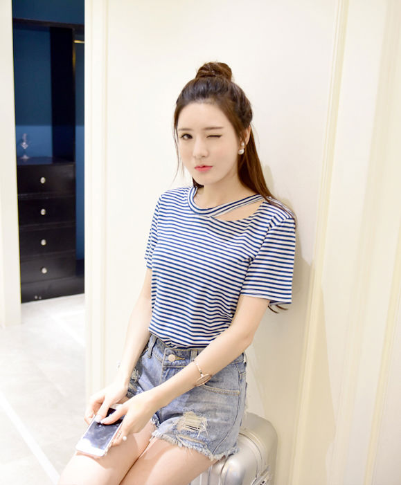 T-Shirt Striped Short Sleeved Hollow Collar