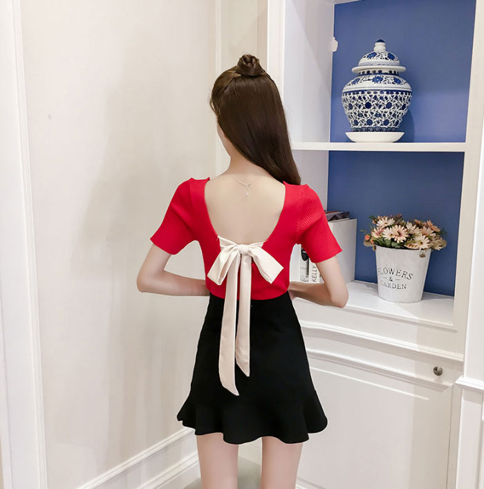 Knitting Short Sleeved Back Bow