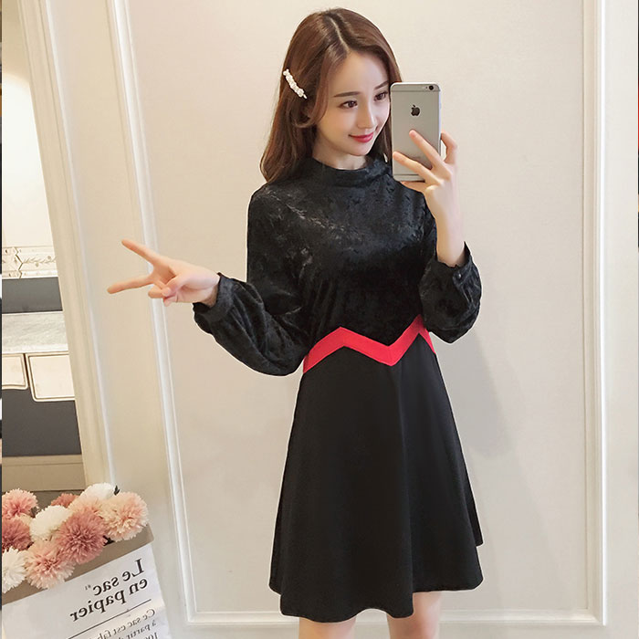 Gaun Wanita Bludru Lengan Panjang Fashion Korea