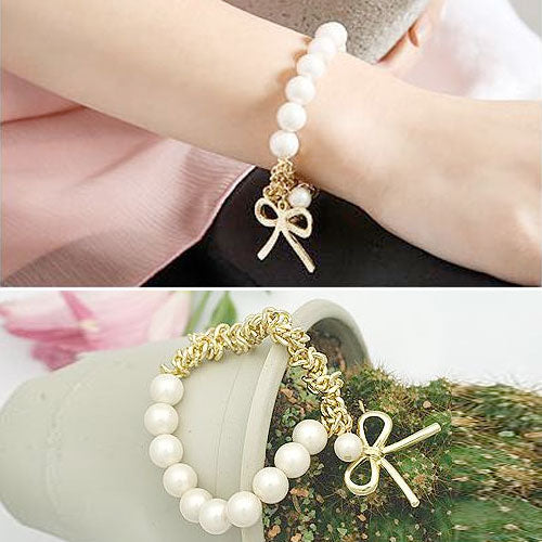 Gold Pearl Bow Bracelet