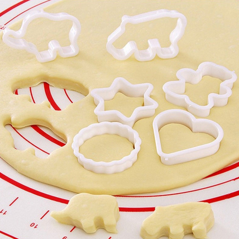 Cookies Cutter Set Cetakan Kue Biskuit Kartun 6 Pcs